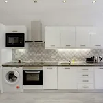 Splendid Apartment, Steps Away From The Sea Apartment Sliema