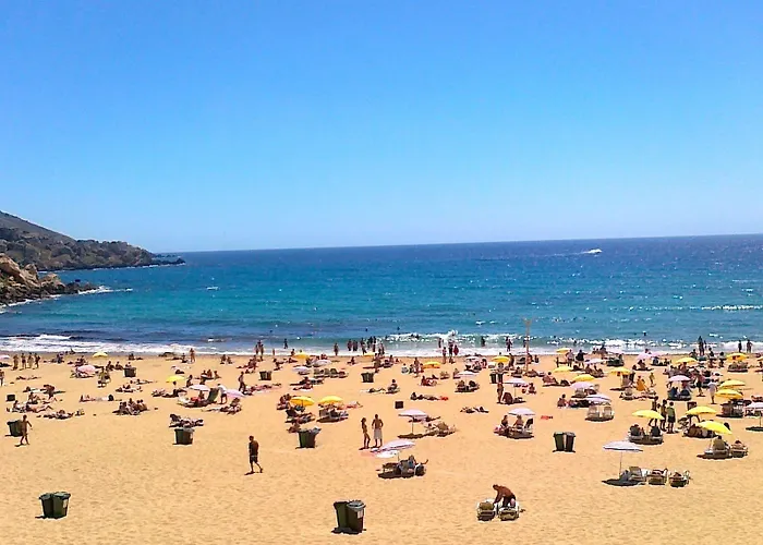 Splendid Apartment, Steps Away From The Sea