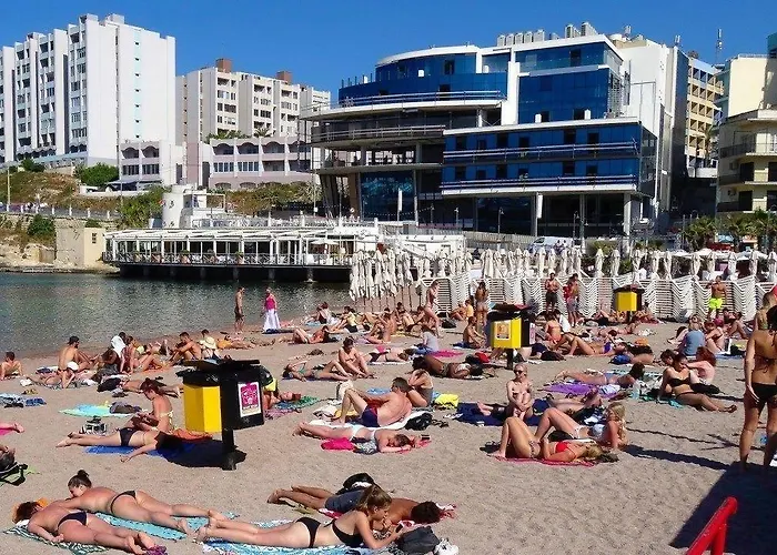 아파트 Splendid Apartment, Steps Away From The Sea *