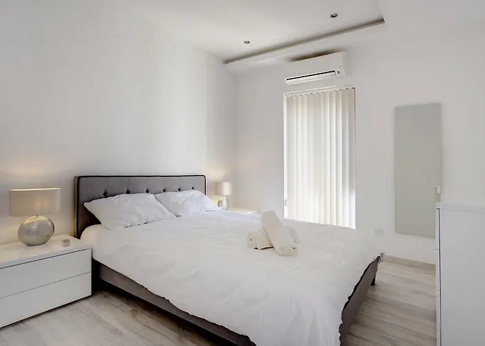 아파트 Splendid Apartment, Steps Away From The Sea